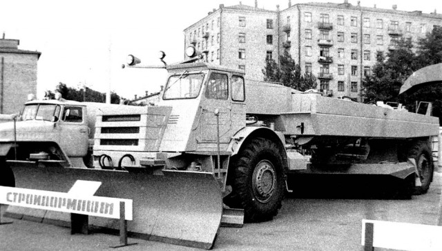 Двухколесные солдаты: секретные одноосные тягачи Советской армии