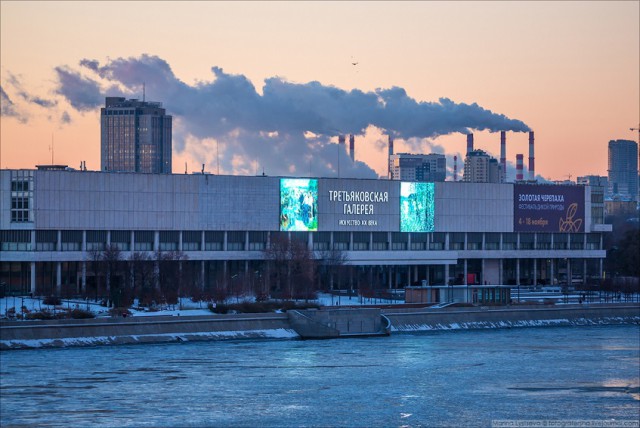 Москву сковали льды