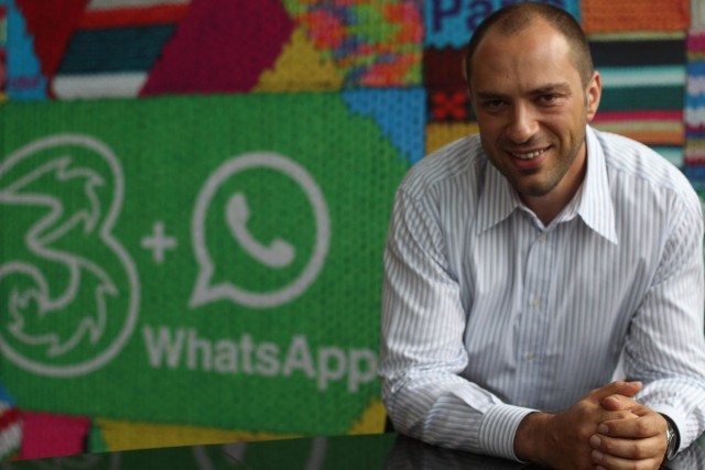 Как уборщик стал миллиардером: история основателя WhatsApp