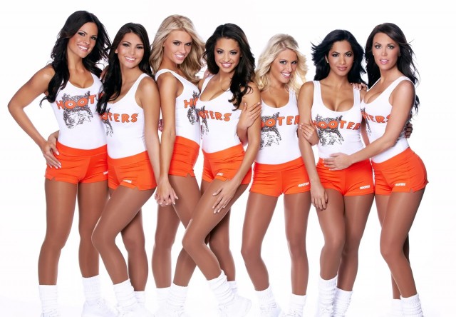 Жаль, что обстоятельства "приземлили" авиакомпанию Hooters Air