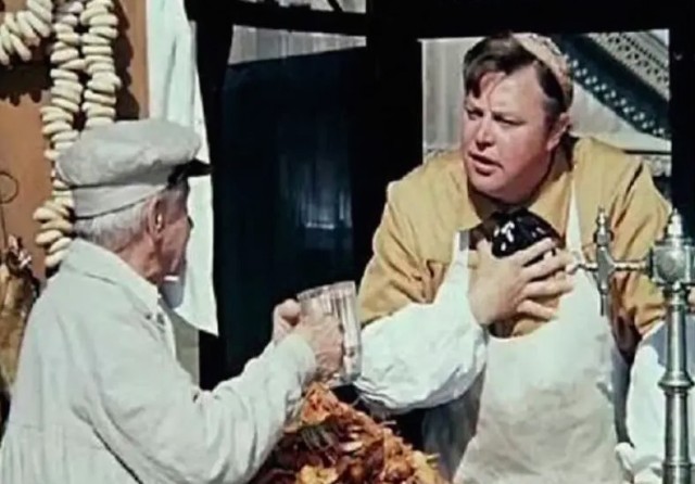 Один принципиальный пассажир заставил магазины снизить цену на воду во всём аэропорту Внуково