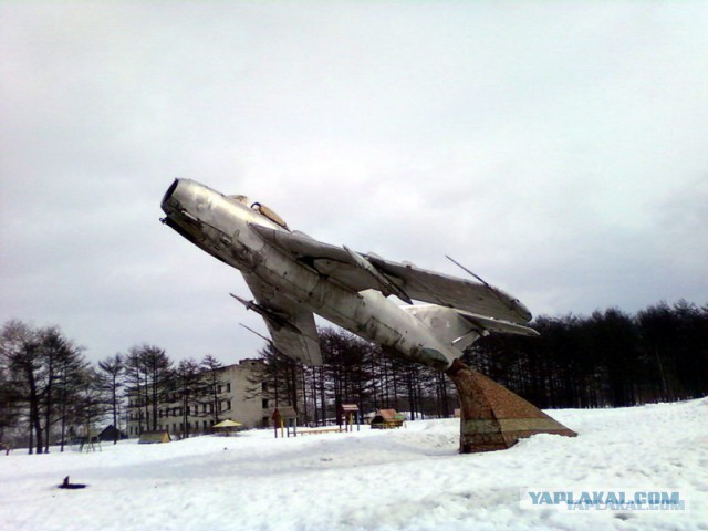 Дарите детям самолёты!