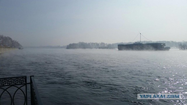 В Самаре вместе со льдом от берега оторвался ресторан «Старая пристань»