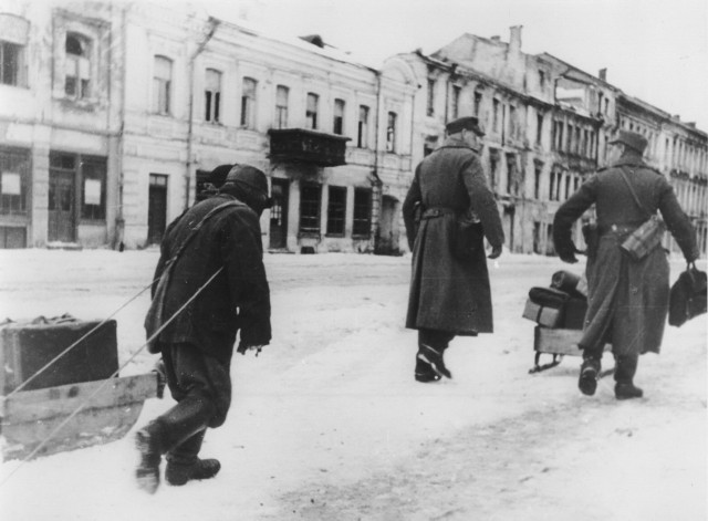 Жизнь под немцем.