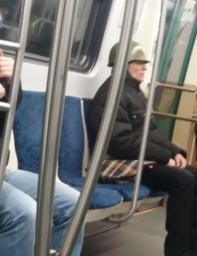 Подборка модников, обитающих в нашем метрополитене