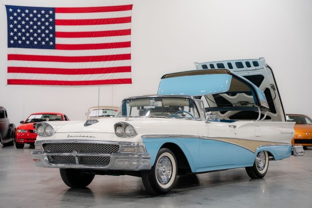 1959 Ford Fairlane 500 Galaxie Skyliner. Автопятница №51