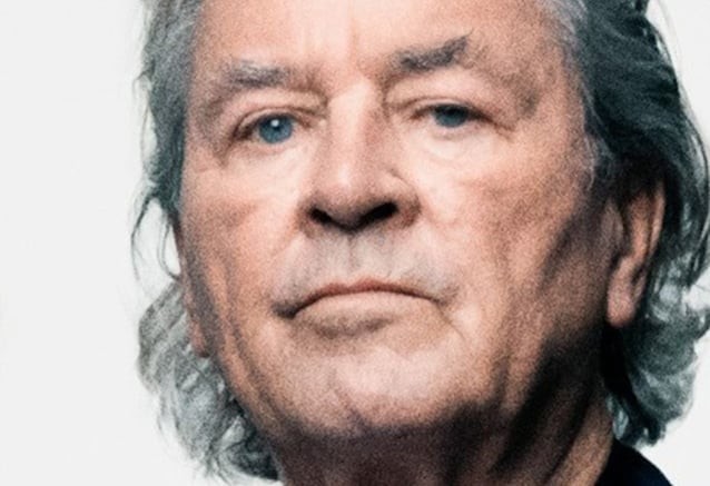 IAN GILLAN: «Слава Богу, они пересведут мой альбом с BLACK SABBATH»