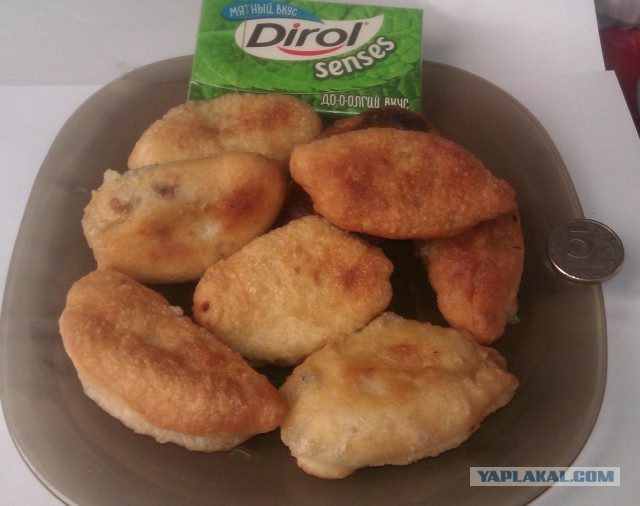 Пирожки с черемшой и яйцами