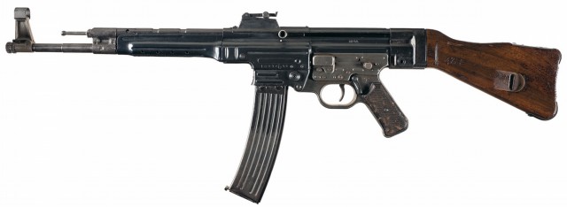 Американский обзор немецкого автомата STG-44