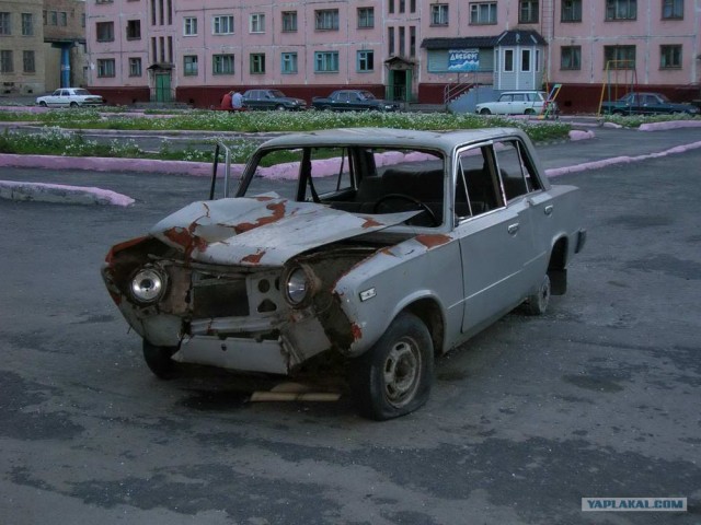 Подснежники гробы. г. Норильск