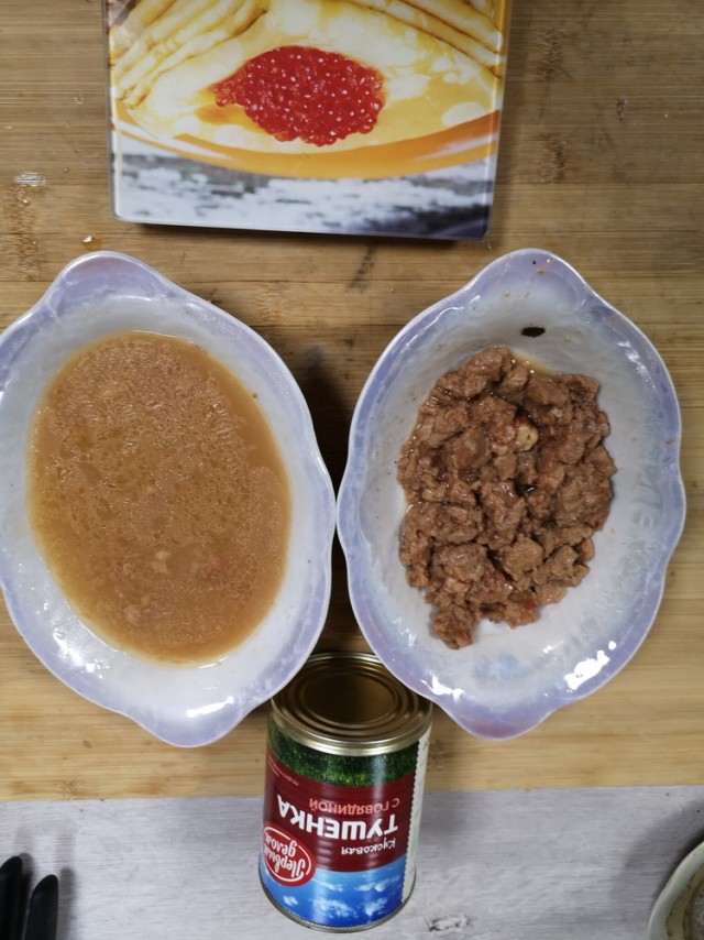 Как выглядит 100 грамм котлеты Тушенка за 16.98 vs Кошачая еда - ЯПлакалъ