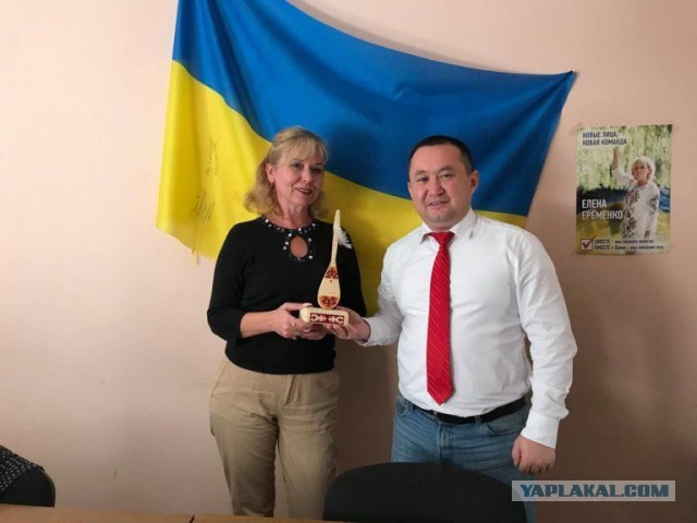 "У нас сегодня дома ссора. Мы поссорились со своими руководителями. Но это никого не касается..."
