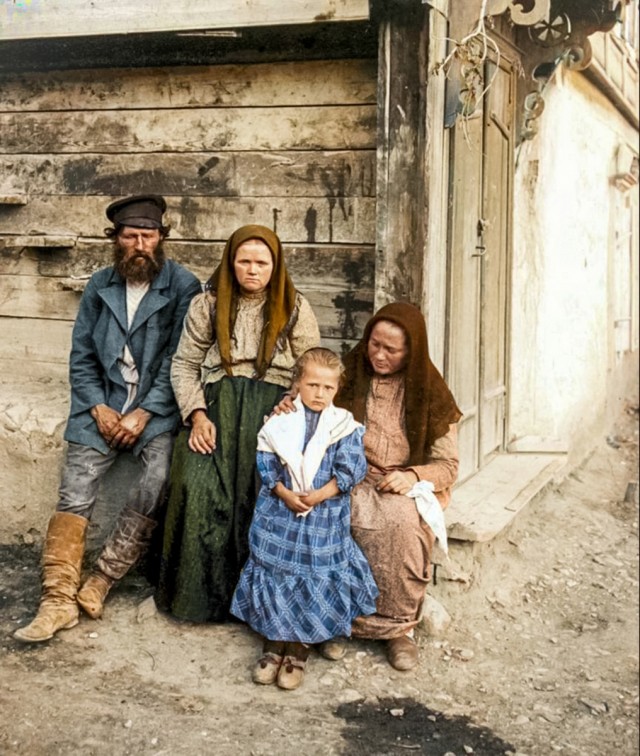 Российская империя в фотографиях. Красочная