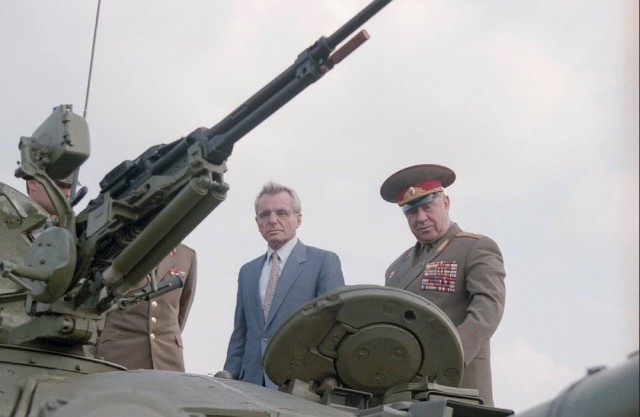 Какую правду о Горбачеве, Ельцине и Путине Дмитрий Язов просил опубликовать после своей смерти