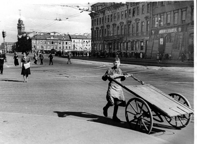 872 дня