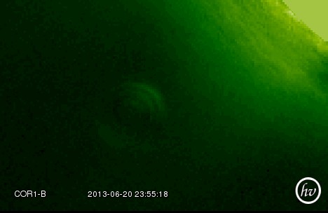 Солнце опять удивляет.