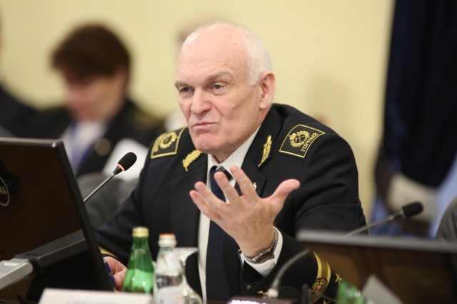 Инженеров в России хотят заставить отрабатывать три года после вуза