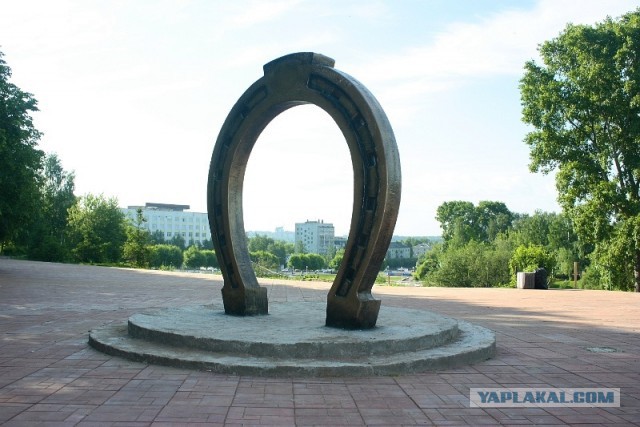 Интересные памятники вашего города
