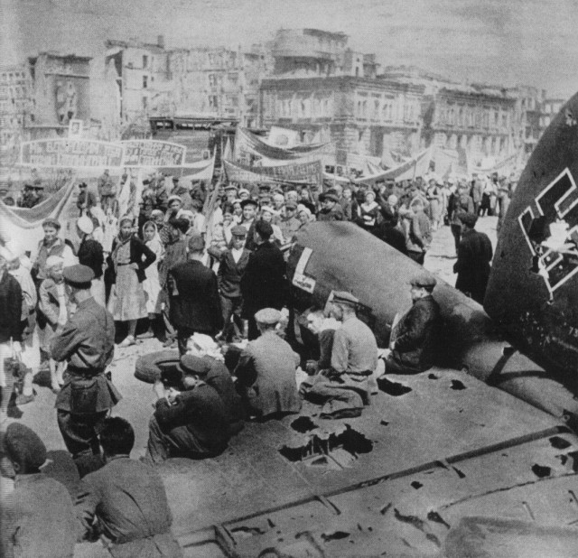 История в фотографиях