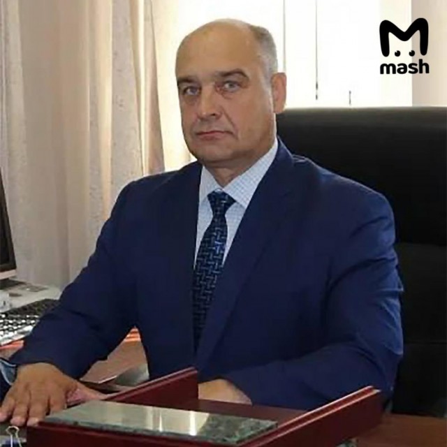 Грубцов работал главой поселка 8 лет, у него 4 детей.