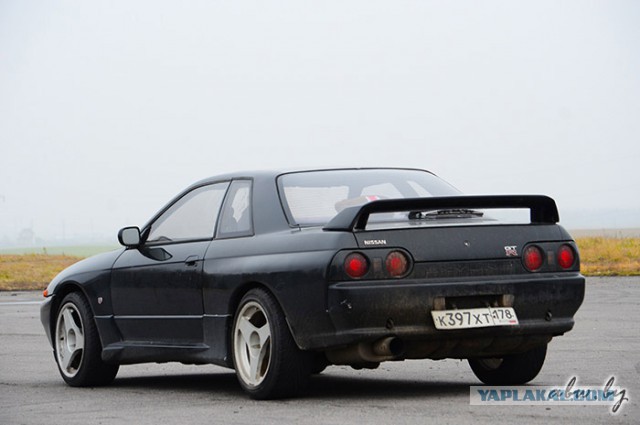 Nissan GT-R R32: высокотехнологичная 25лет ракета