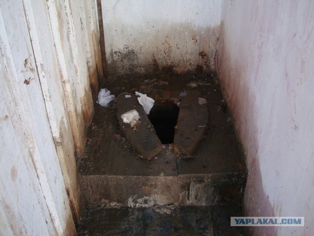 У охранника "Газпрома" украли унитаз за 200 тысяч