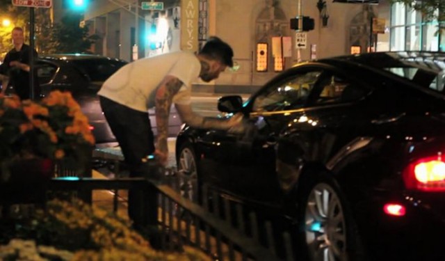 Обидно за Астон Мартин