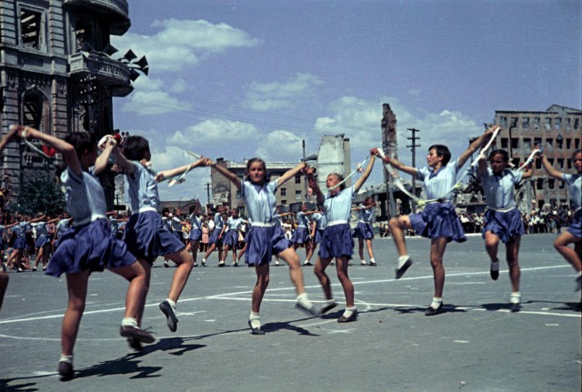 1945. Первый послевоенный спортивный парад в Сталинграде