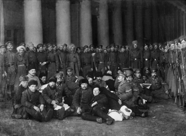 История России в фотографиях. Революция