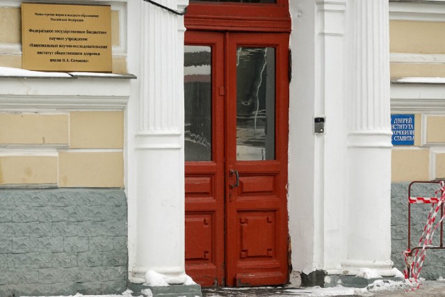 "Как сейчас выглядят места, где Гайдай снимал "12 стульев". Прогулялся и показываю"