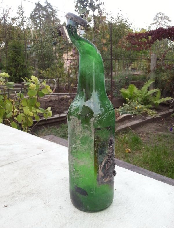 Нашел в бочке, в которой несколько лет жёг мусор