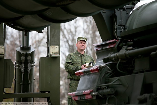 Зенитно-ракетная система С-400 "Триумф"