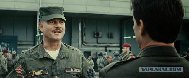 Джеймс Камерон и Сигурни Уивер на съёмках "Чужие"
