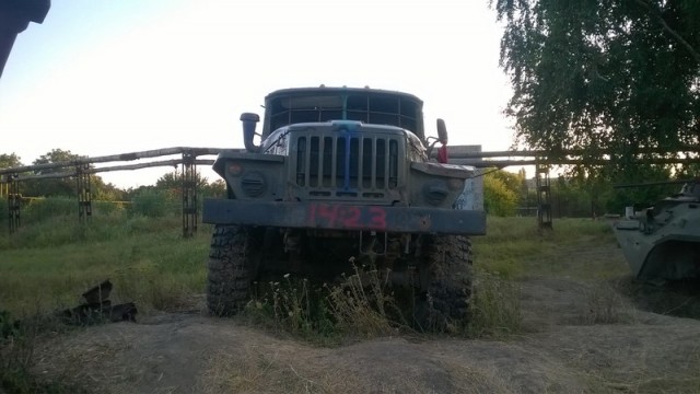 Луганск. Площадка с захваченной техникой ВСУ