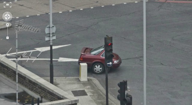 Панорама Лондона или рассмотреть лицо прохожего...