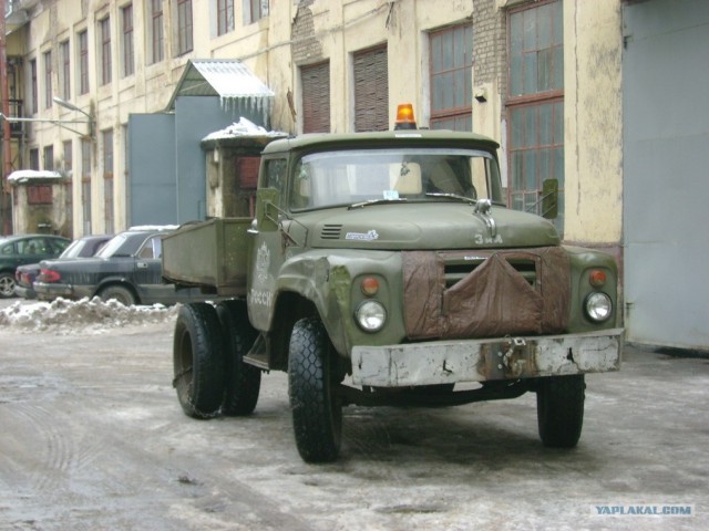 Внутризаводские автомобили.