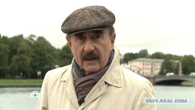 А мы-то в таком случае сразу другую квартиру покупали
