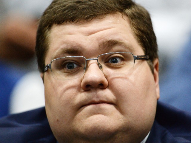 Уральцев, собирающих 160 миллионов рублей на лечение дочери, вызвали на допрос