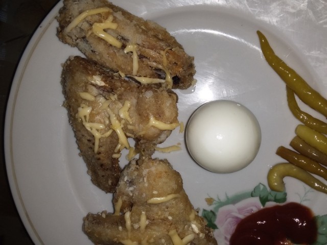 Острые куриные крылья в кисло-сладкой глазури