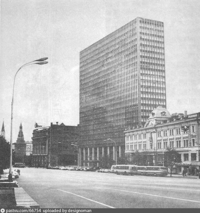 Москва и москвичи. Двадцатый век. 03.03.2025