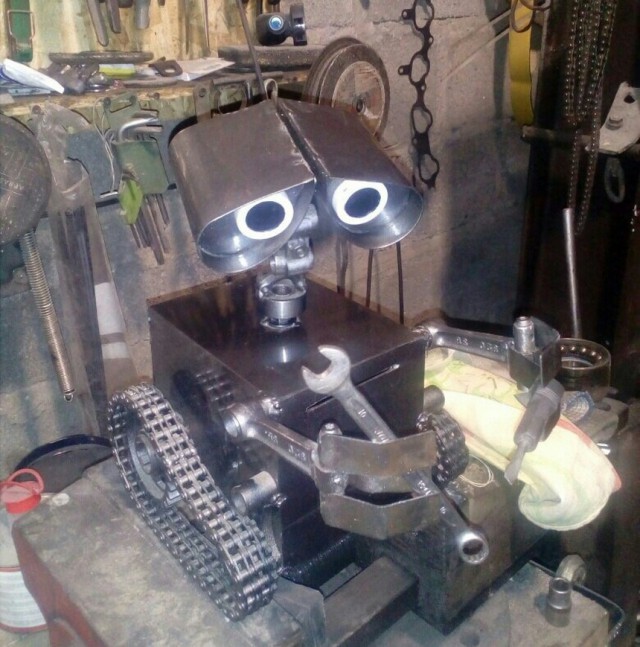 Чем занимаются слесаря, в свободное от работы время