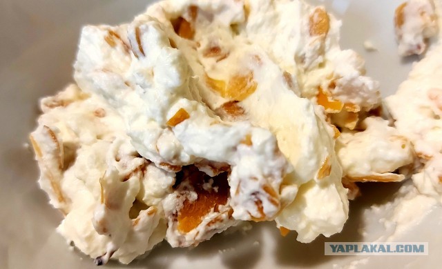 Рулет меренговый