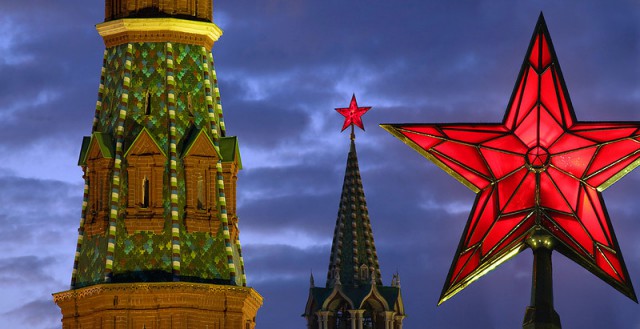 Киев решил конфисковать Керченский мост в счет долга "Газпрома"
