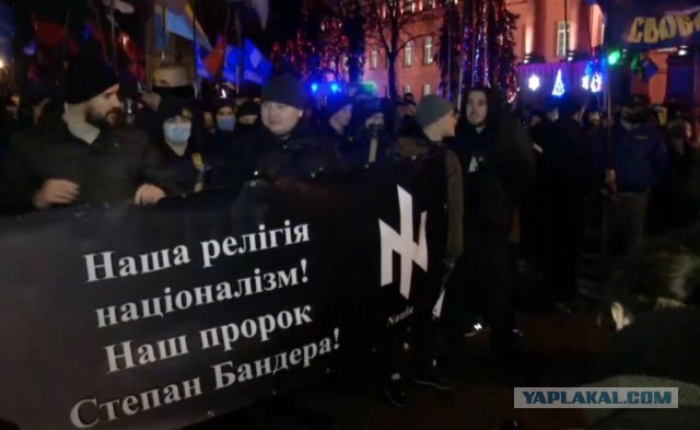 Путин пригрозил «молниеносным ударом» желающим вмешаться в ситуацию на Украине