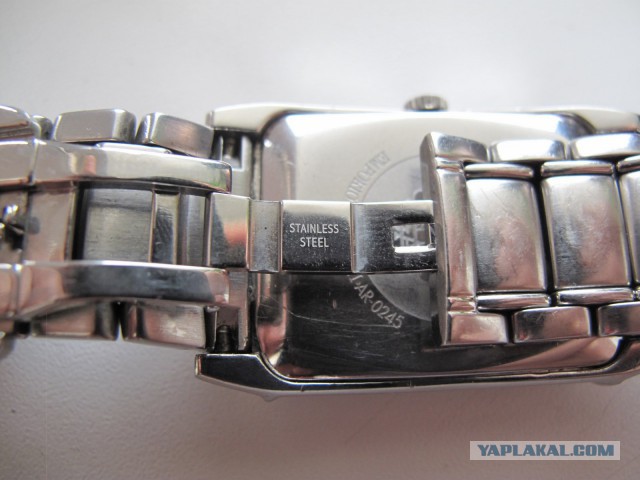Продам мужские наручные часы Armani AR0245