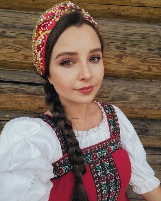 Барыни-сударыни и дворовые девки