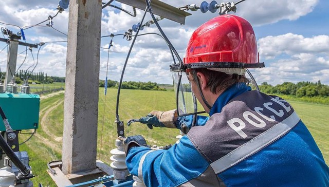 "Россети" хотят запретить потребителям бесплатно уходить из сети на собственную генерацию