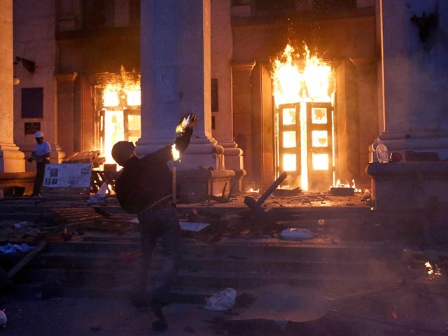 Застрелившему грабителя, полиция вручила именные часы