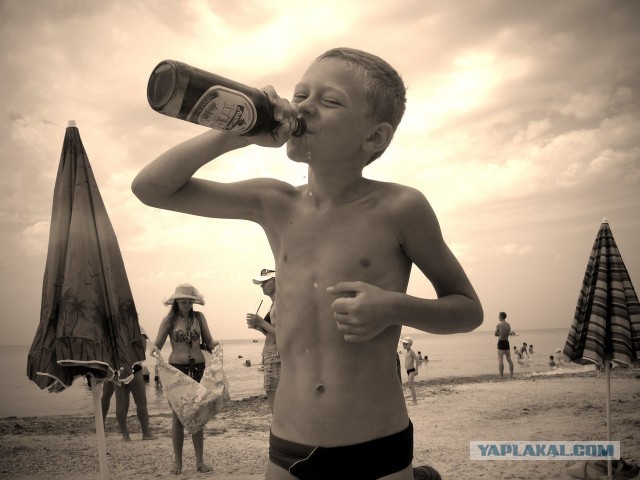 Жирков  с детьми курит кальян!