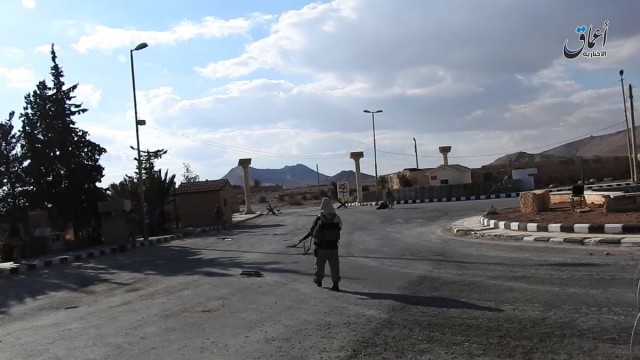 Сирийские власти признали утрату контроля над Пальмирой